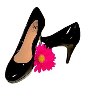 🌸 Like new Black Patent Leather Vince Camuto Platform Pumps Size 7/37